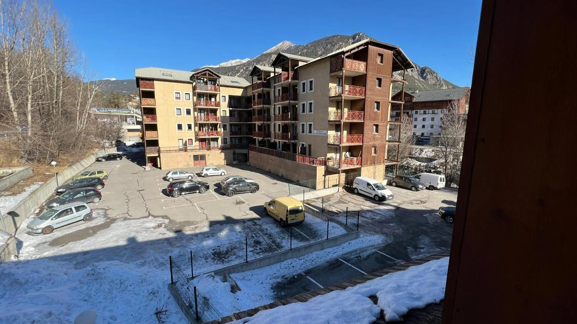 Charmant Duplex Pied De Pistes Briancon  France